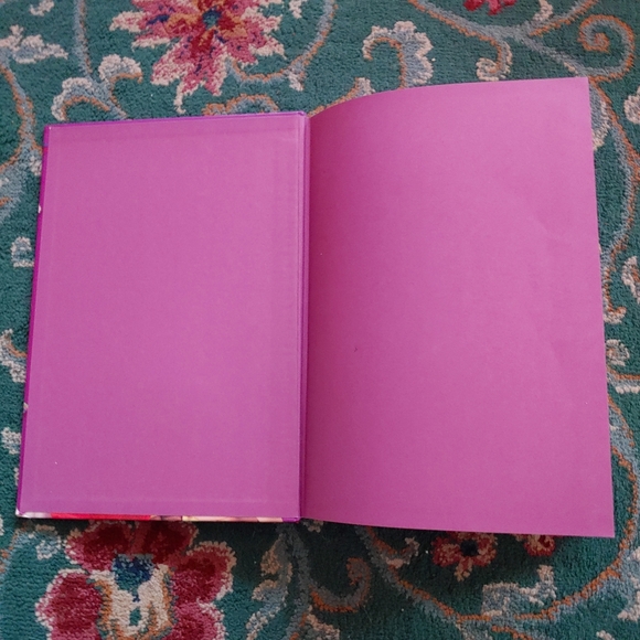 365 Things To Make and Do Book for Kids - Picture 5 of 11